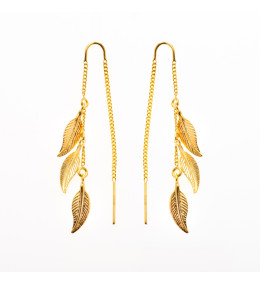 les Boucles d'oreilles pendantes, or jaune 375/1000, motifs plumes by Stauffer