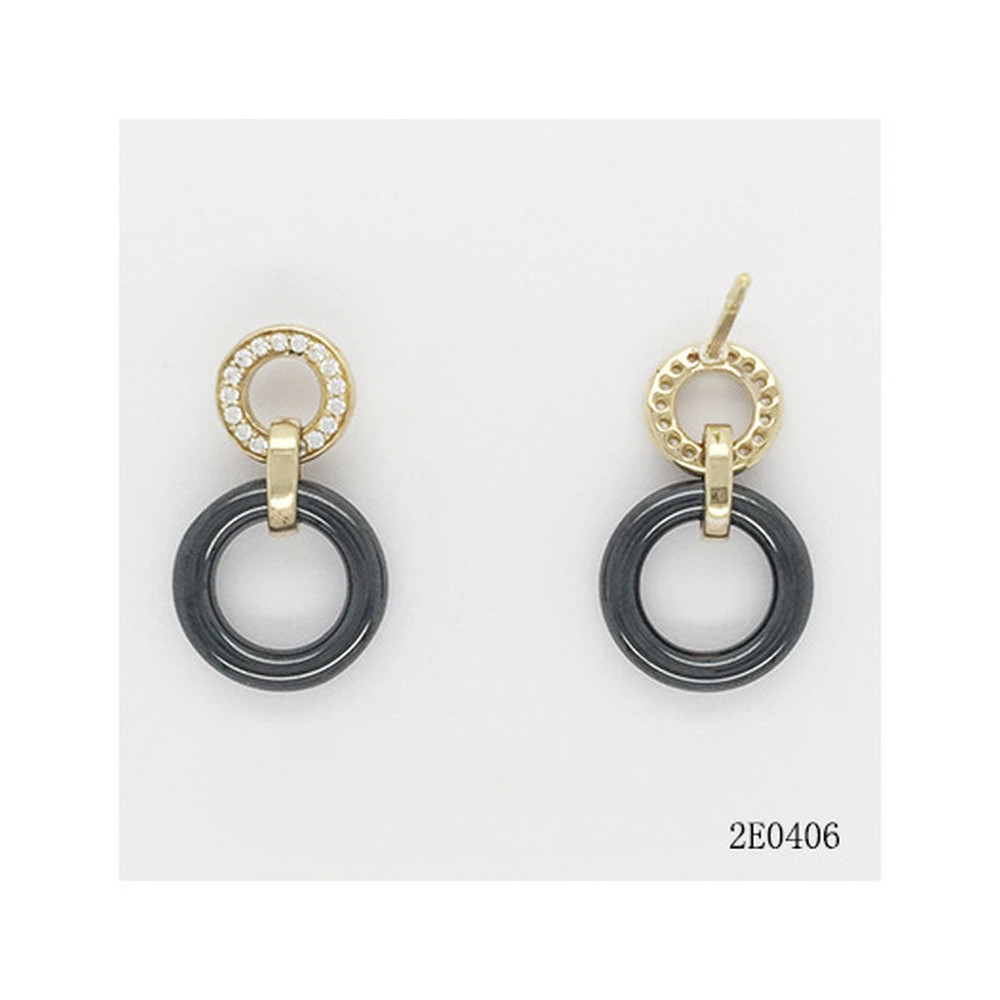 Boucles d'oreilles pendantes plaqué or et Céramique noire et oxydes de zirconium by Stauffer Ref. 1-46-0005