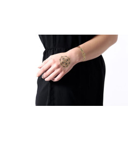 tattoo-lovely-sioou-un-elegant-bracelet-compose-de-losanges-dores-avec-des-pointes-d-emeraude-et-de-rubis-dvb01