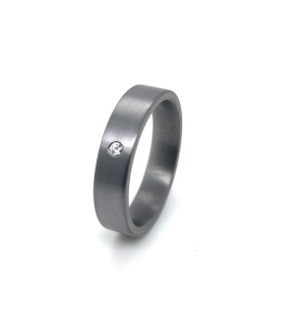 Alliance Tantale Pure Flat Gun + 1 diamant H/SI de 0,033 ct serti clos, largeur 4 mm