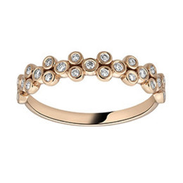 Alliance or rose 750/1000 et diamants 0,23 carat, largeur 4,30 mm by Stauffer
