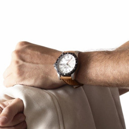 La Montre homme FESTINA, 3 aiguilles et date, Titane et cuir, 20699/1