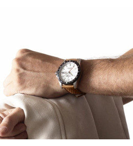 La Montre homme FESTINA, 3 aiguilles et date, Titane et cuir, 20699/1