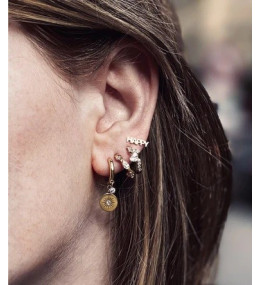 Les Boucles d'oreilles créoles Josephine en acier PVD jaune et oxydes de zirconium, ZAG bijoux, SEC13564-01WHT