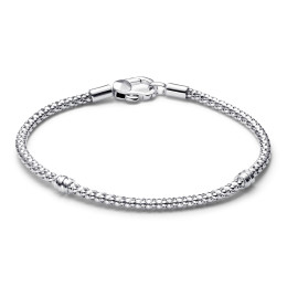 Le Bracelet Pandora Moments, mailles cloutées, en argent 925/1000, 593681C00