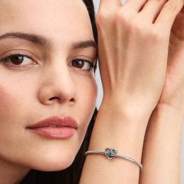 Le Charm Pandora moments, Cœur Entrelacé et Pierres en argent 925/1000, 793744C01