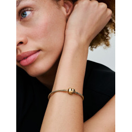 Le Bracelet Pandora Moments, mailles serpent, fermoir coeur en métal doré or jaune 585/1000, 563050C00