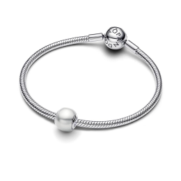 Le Charm Pandora Moments, perle de synthèse blanche en argent 925/1000, 793781C01