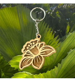 Porte clés jonquille chêne 3D et acier by Stauffer "bijou officiel de la fête des jonquilles de Gerardmer"