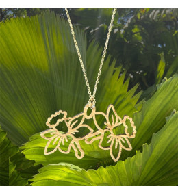 Collier 2 jonquilles en chêne découpé et acier doré by Stauffer "bijou officiel de la fête des jonquilles de Gerardmer"