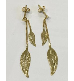 Les Boucles d'oreilles pendantes, or jaune 375/1000, motifs plumes, by Stauffer