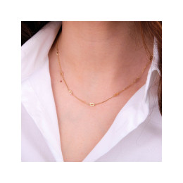 Le Collier or jaune 375/1000, motifs navettes ajourées, by Stauffer