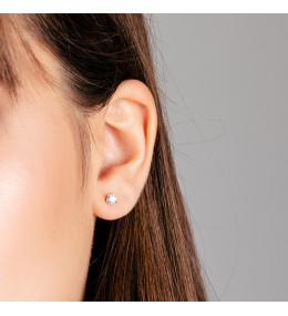 Boucles d'oreilles or gris 750/1000 et diamants 0,50 carat by Stauffer