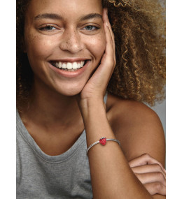 Le Charm Pandora moments, fraise ensemencée, en argent 925/1000 791681C01.
