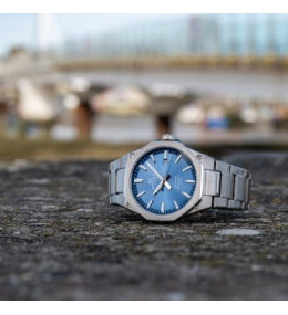 La Montre CASIO EDIFICE 3 aiguilles acier, EFR-S108D-2AVUEF