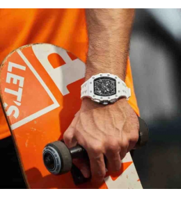 La Montre homme Tsar Bomba Elemental collection, biocéramique blanche TB8204B01
