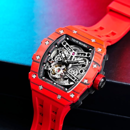 La Montre homme Tsar Bomba Elemental collection, Automatique, acier et carbone rouge et silicone TB8208CF37