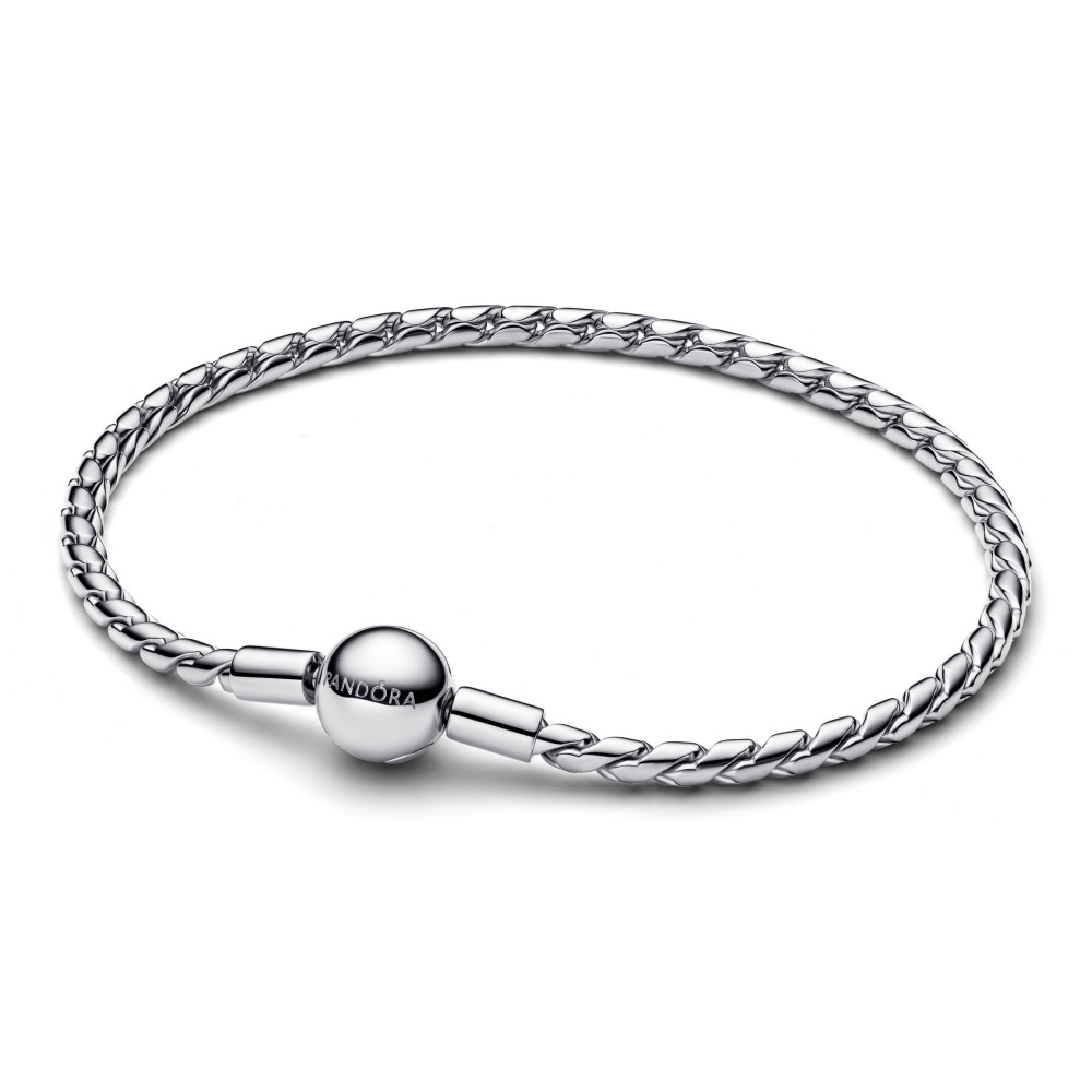 Bracelet Pandora Moments, mailles serpent, icone revisitée en argent 925/1000, 594028C00 Bracelet Pandora Moments, mailles serpent, icone revisitée en argent 925/1000, 594028C00