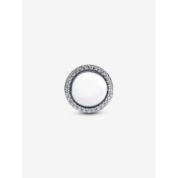 Le Charm Pandora Moments en Argent avec Émail Blanc et Motif Doré