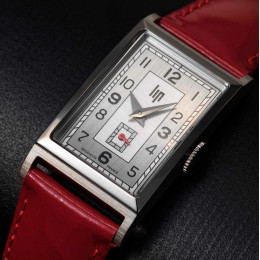 Montre Femme Lip Churchill T18, 39 X 21 mm, quartz, Ref 671409