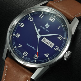 Montre Homme Lip Himalaya, 40 mm, Jour et date, Ref 671705