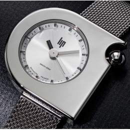 Montre Femme Lip Mach 2000 Mini Moon 671163. Quartz 30x28 mm Acier