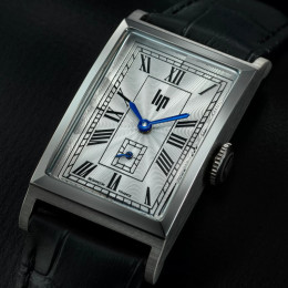 Montre Lip Churchill T18 Quartz Mixte 39x21mm – Acier & Cuir Noir