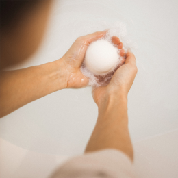 Coffret Le Merveilleux my jolie candle bougie & boule de bain Noël