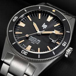 Montre Lip Nautic 666 Automatique Homme Acier 39 mm