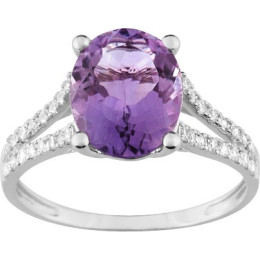 Bague or gris 375/1000, améthyste taille ovale et oxydes de zirconium by Stauffer
