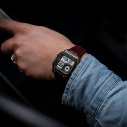 Casio AE-1200WHL-5AVEF Montre Homme World Time