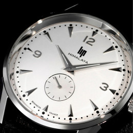 Montre Homme LIP Himalaya 40 mm - Petite Seconde & Cuir Noir - 671240
