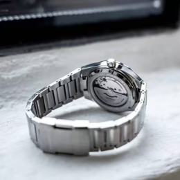 Montre Homme Casio Edifice Automatique - Acier & Saphir - EFK-110D-1AER