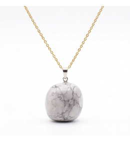 Collier pierre roulée howlite blanche A 20/30 mm avec chaine forçat acier doré jaune