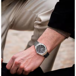 Montre Automatique CASIO EDIFICE EFK-200CD-1AER – Acier & Carbone Forgé
