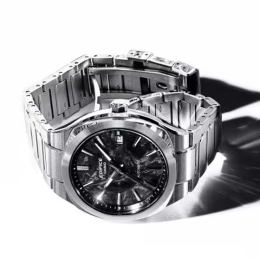 Montre Automatique CASIO EDIFICE EFK-200CD-1AER – Acier & Carbone Forgé