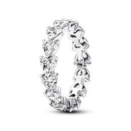 La Bague Pandora Timeless, éternité rangée de coeurs, en argent 925/1000, 193103C01