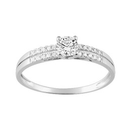 La Bague or gris 375/1000, oxydes de zirconium by Stauffer