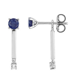 Les Boucles d'oreilles pendantes, or gris 375/1000, saphirs bleus by Stauffer