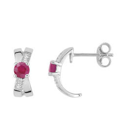 Les Boucles d'oreilles, or gris 375/1000, rubis taille brillant et oxydes de zirconium by Stauffer