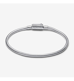 Le Bracelet PANDORA Moments, Maille Serpent Fermoir Magnétique Coulissant, en argent 925/1000, 590122C00