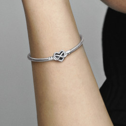 Le Bracelet à charms, PANDORA MOMENTS, coeur infini scintillant, en argent 925/1000, 592645C01