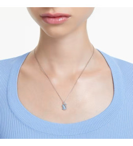 Le Collier pendentif Swarovski, Iconic Swan Cygne, Petit, Bleu, Métal rhodié, 5680422