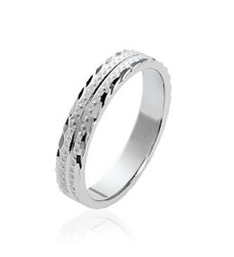 Les bagues ARGENT by Stauffer - Alliance argent 925/1000, ciselée 4 mm, by Stauffer