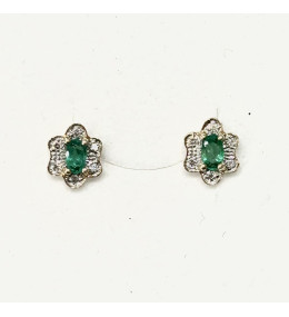 Les Boucles d'oreilles or bicolore 375/1000, émeraudes et diamants by Stauffer