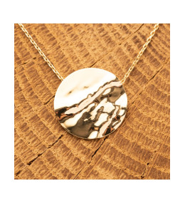 le Collier or jaune 375/1000, motif rond froissé, by Stauffer