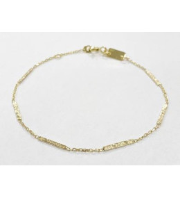 le Bracelet or jaune 375/1000, motifs grunge, by Stauffer