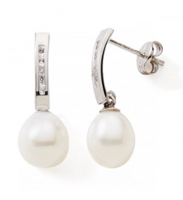 Les Boucles d'oreilles pendantes or gris 375/1000, perles de culture et oxydes de zirconium by Stauffer